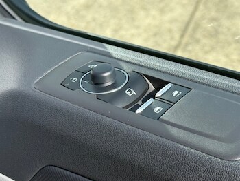 Used Ford Transit Custom 2025 for sale - 78716517: Photo