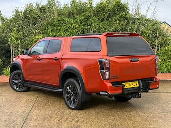 Used Isuzu D-Max 2024 for sale - 77064410: Photo