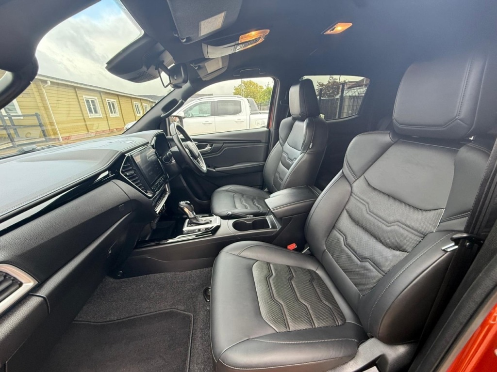 Used Isuzu D-Max 2024 for sale - 77064410: Photo 6