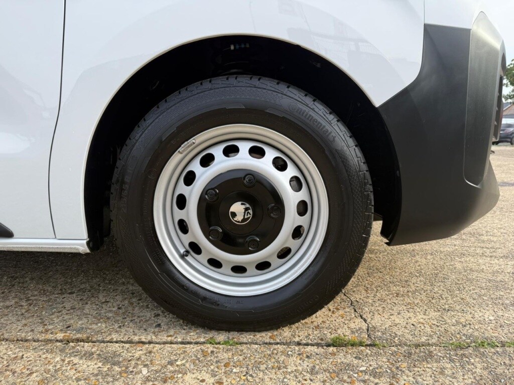 Used Vauxhall Vivaro 2024 for sale - 75638437: Photo 5