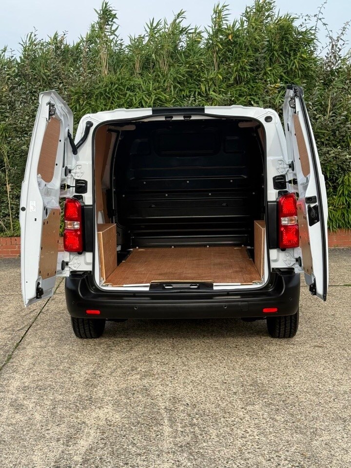 Used Vauxhall Vivaro 2024 for sale - 75638437: Photo 7