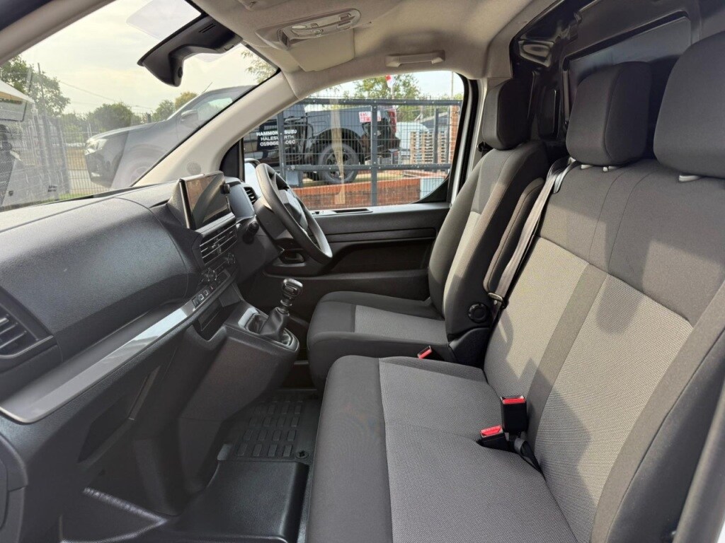 Used Vauxhall Vivaro 2024 for sale - 75638437: Photo 8