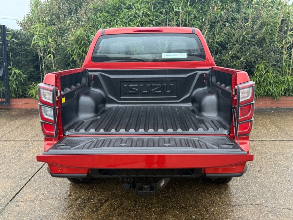 Used Isuzu D-Max 2025 for sale - 76819853: Photo 4