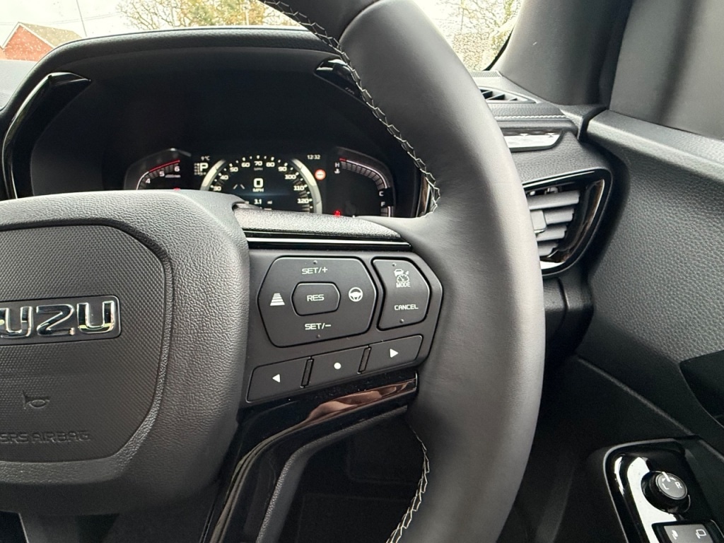 Used Isuzu D-Max 2025 for sale - 76819853: Photo 9