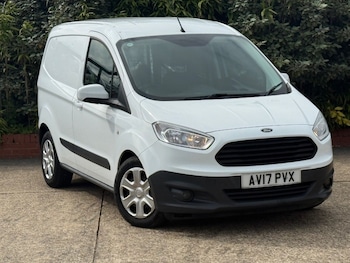 Used Ford Transit Courier 2017 for sale - 78918728: Photo