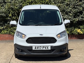 Used Ford Transit Courier 2017 for sale - 78918728: Photo