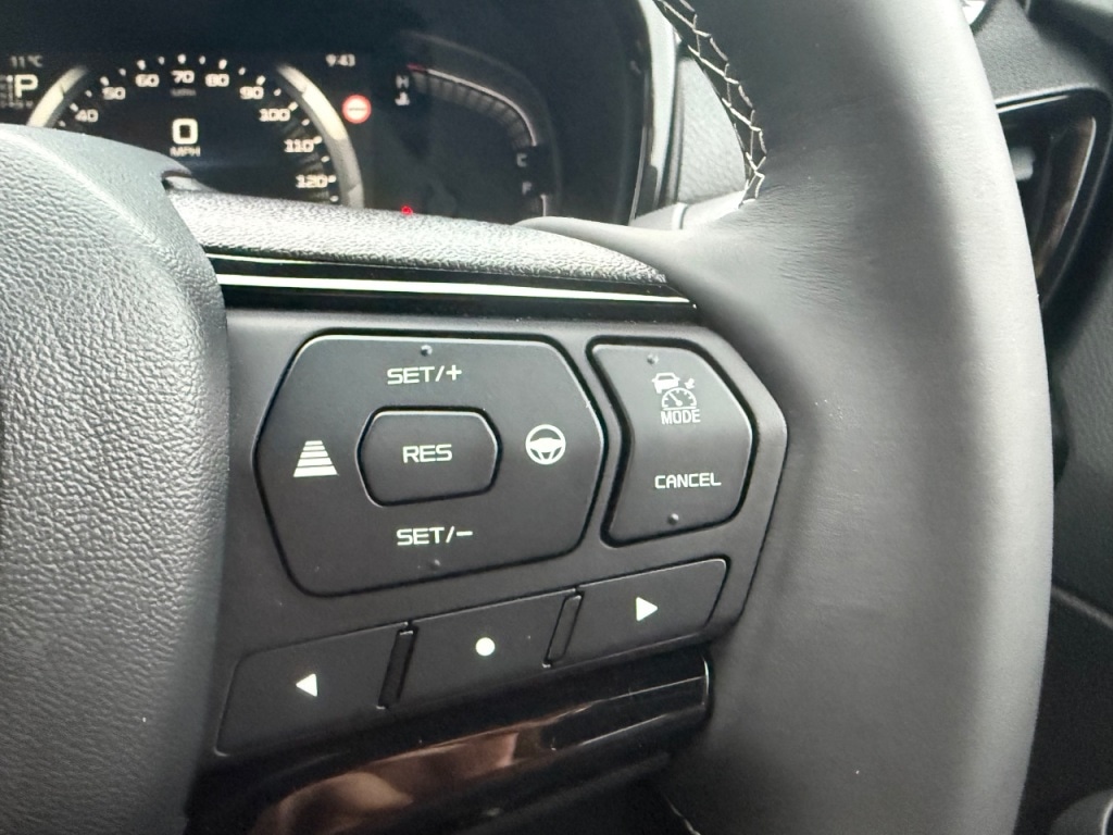 Used Isuzu D-Max 2024 for sale - 76945705: Photo 11