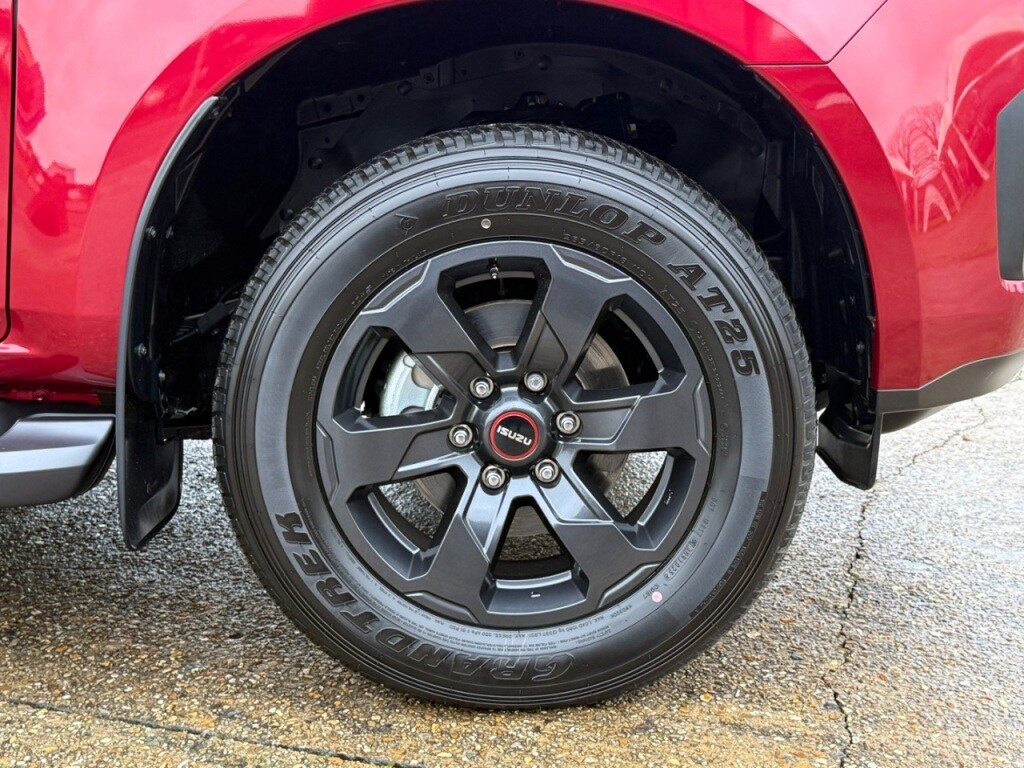 Used Isuzu D-Max 2024 for sale - 76945705: Photo 6