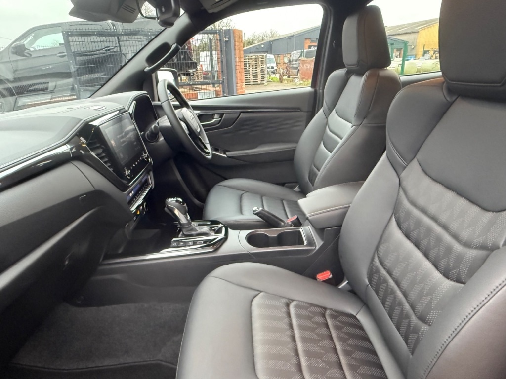 Used Isuzu D-Max 2024 for sale - 76945705: Photo 7