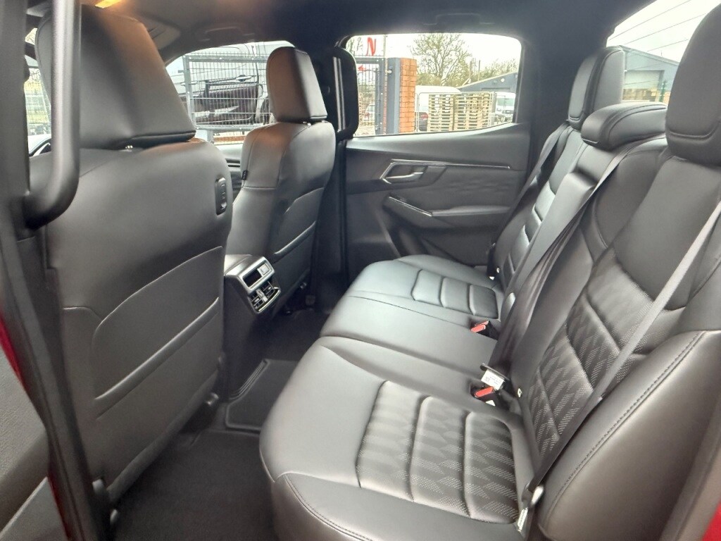 Used Isuzu D-Max 2024 for sale - 76945705: Photo 8