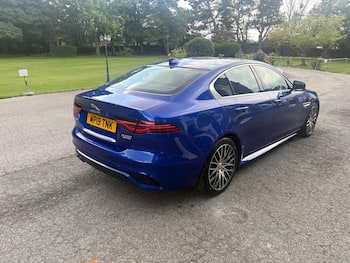 Used Jaguar XE 2019 for sale - 79662924: Photo