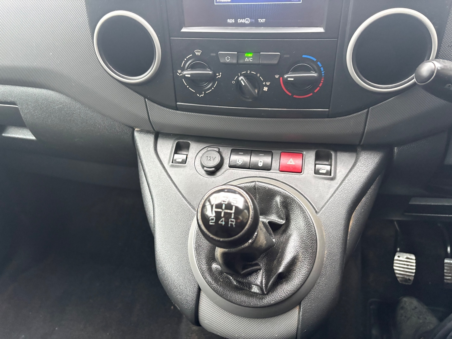 Used Peugeot Partner 2018 for sale - 76565587: Photo 11