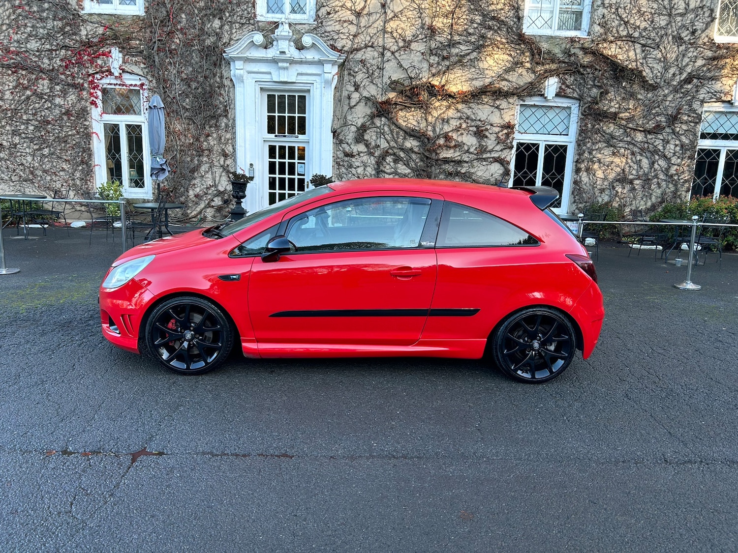 Used Vauxhall Corsa 2009 for sale - 76287356: Photo 2