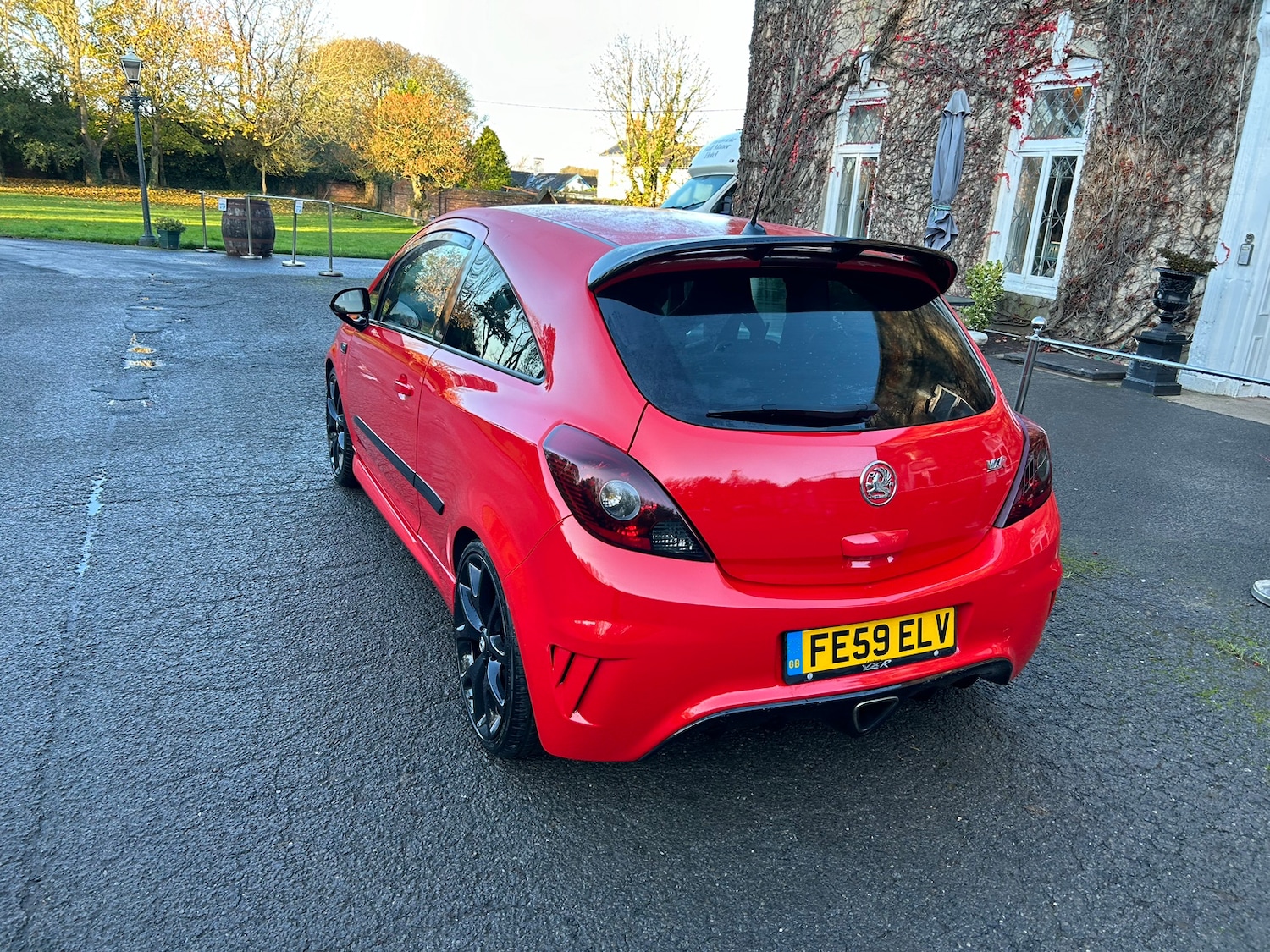 Used Vauxhall Corsa 2009 for sale - 76287356: Photo 3