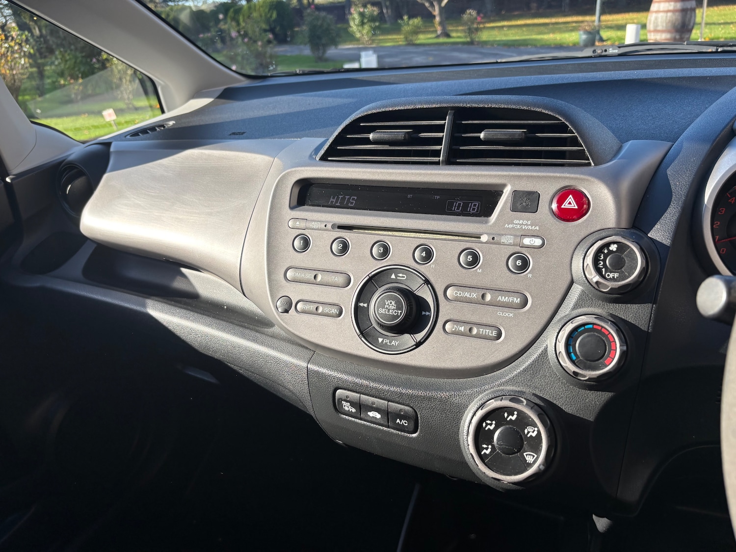 Used Honda Jazz 2009 for sale - 76391932: Photo 11