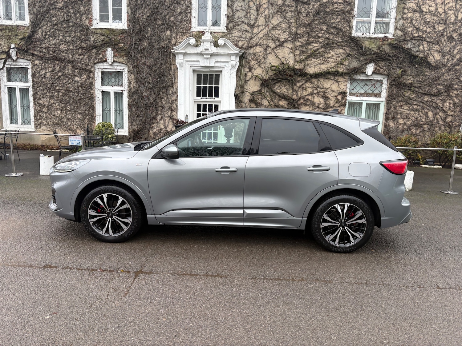 Used Ford Kuga 2021 for sale - 77026708: Photo 2