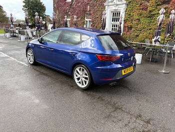 Used SEAT Leon 2019 for sale - 75948111: Photo