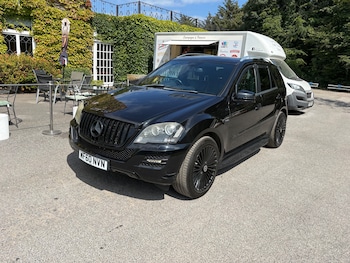 Used Mercedes-Benz M Class 2010 for sale - 79301608: Photo