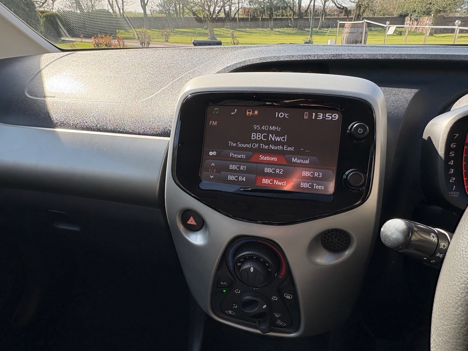 Used Toyota AYGO 2014 for sale - 78043252: Photo 10