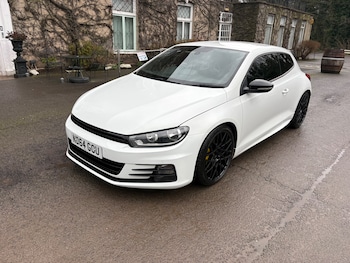 2014 (64) - 2.0 TSI BlueMotion Tech R-Line 3dr