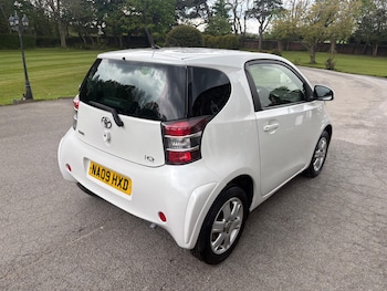 Used Toyota IQ 2009 for sale - 78526254: Photo