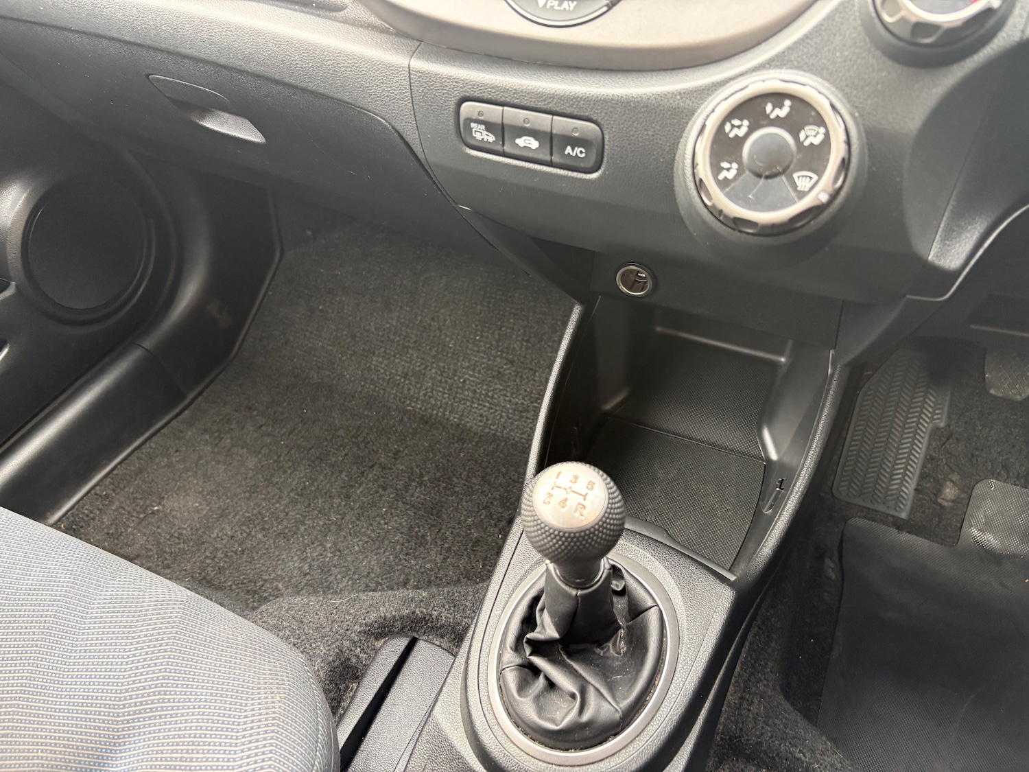 Used Honda Jazz 2009 for sale - 77641761: Photo 12