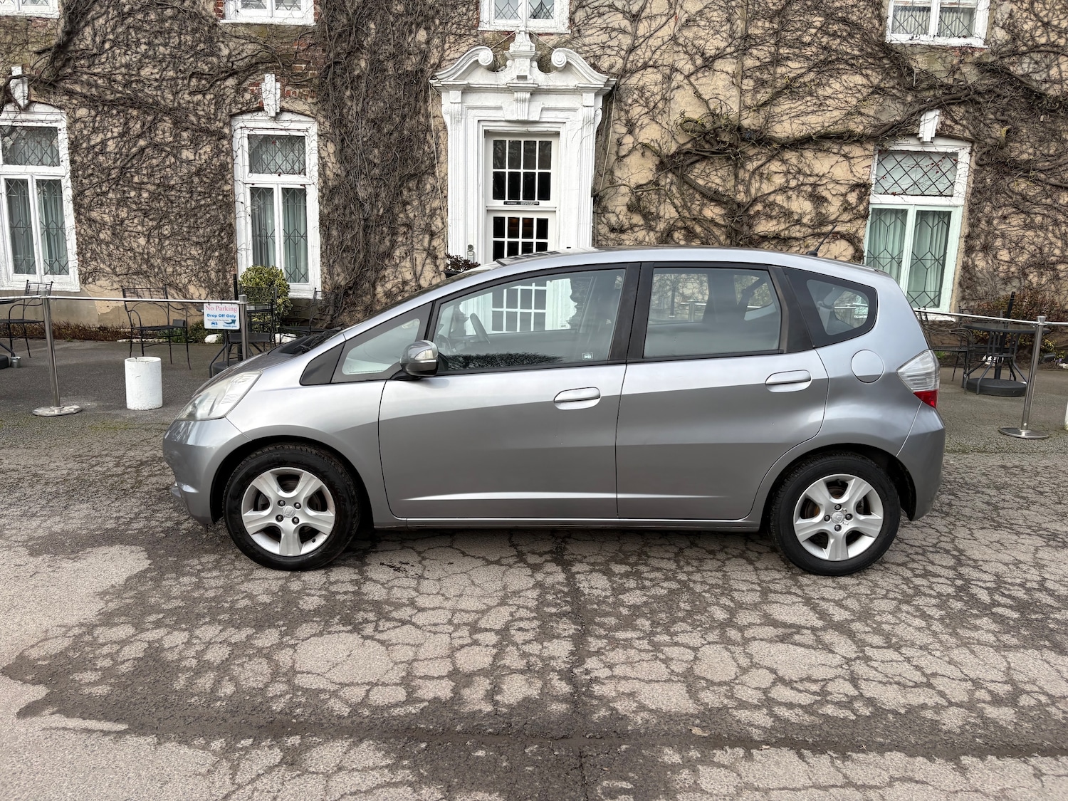 Used Honda Jazz 2009 for sale - 77641761: Photo 2