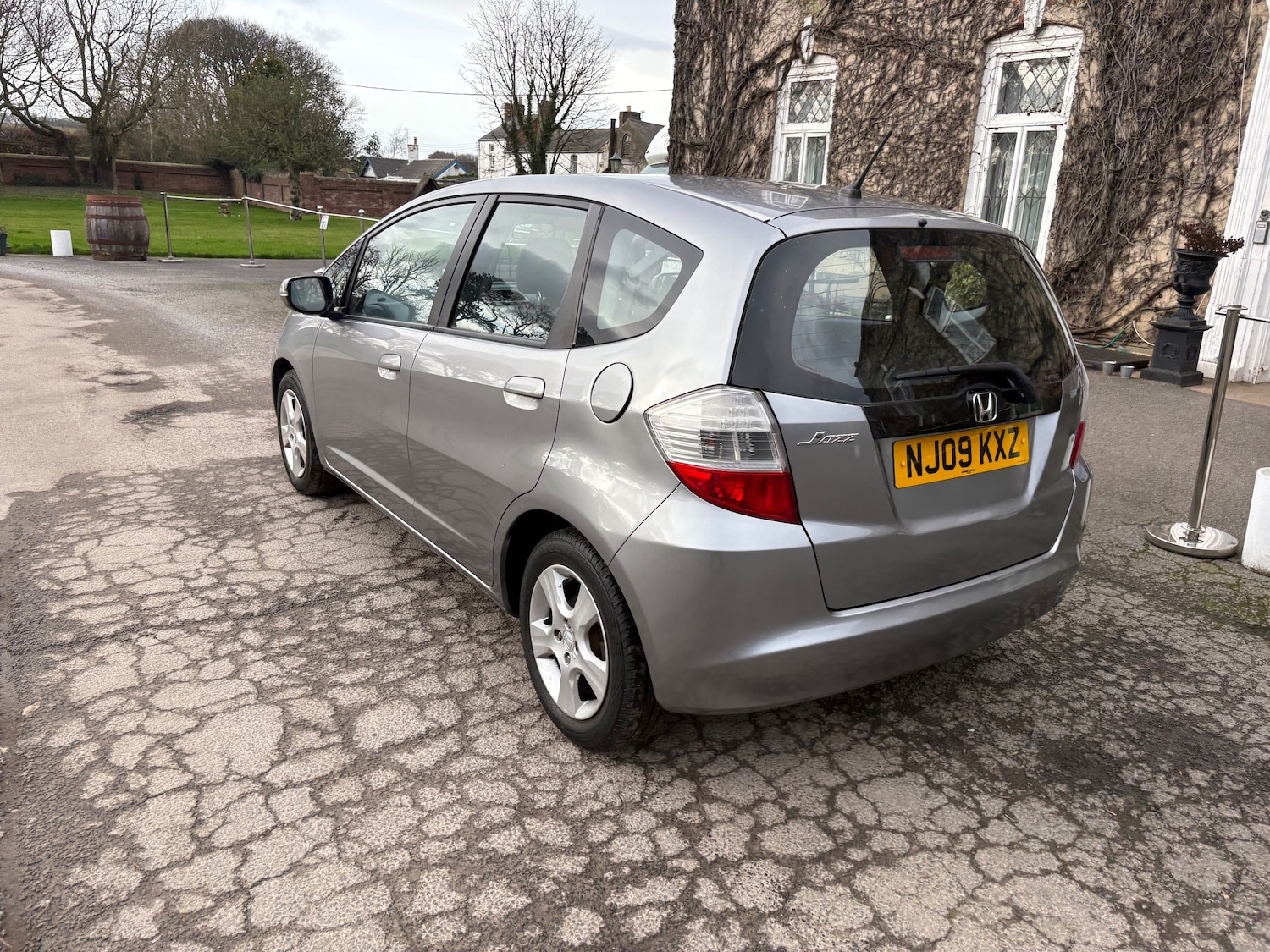 Used Honda Jazz 2009 for sale - 77641761: Photo 3