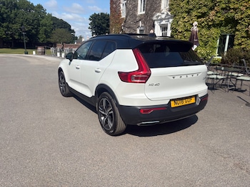 Used Volvo XC40 2018 for sale - 79284268: Photo