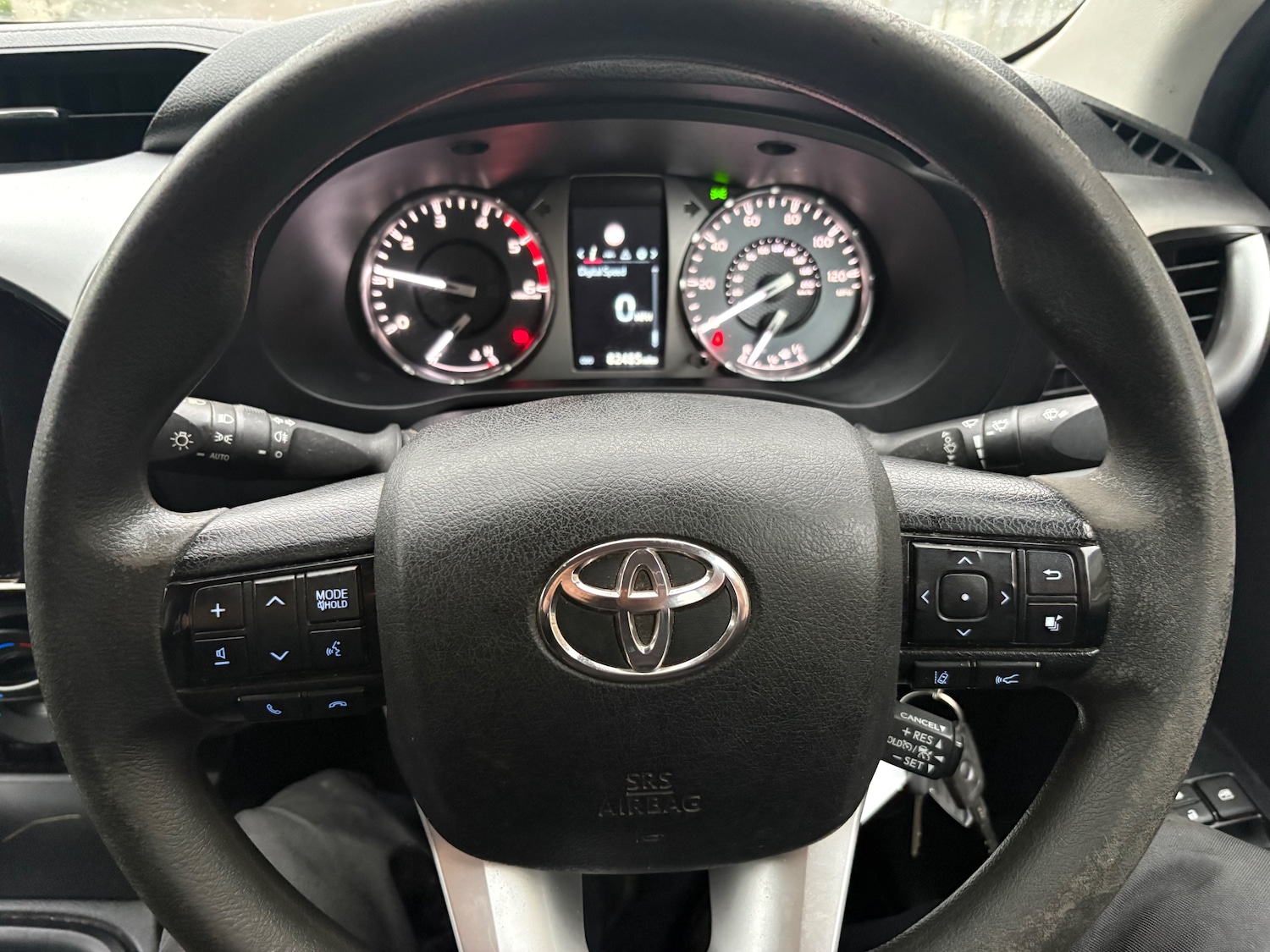 Used Toyota Hilux 2021 for sale - 77037515: Photo 11