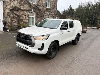 Used Toyota Hilux 2021 for sale - 77037515: Photo