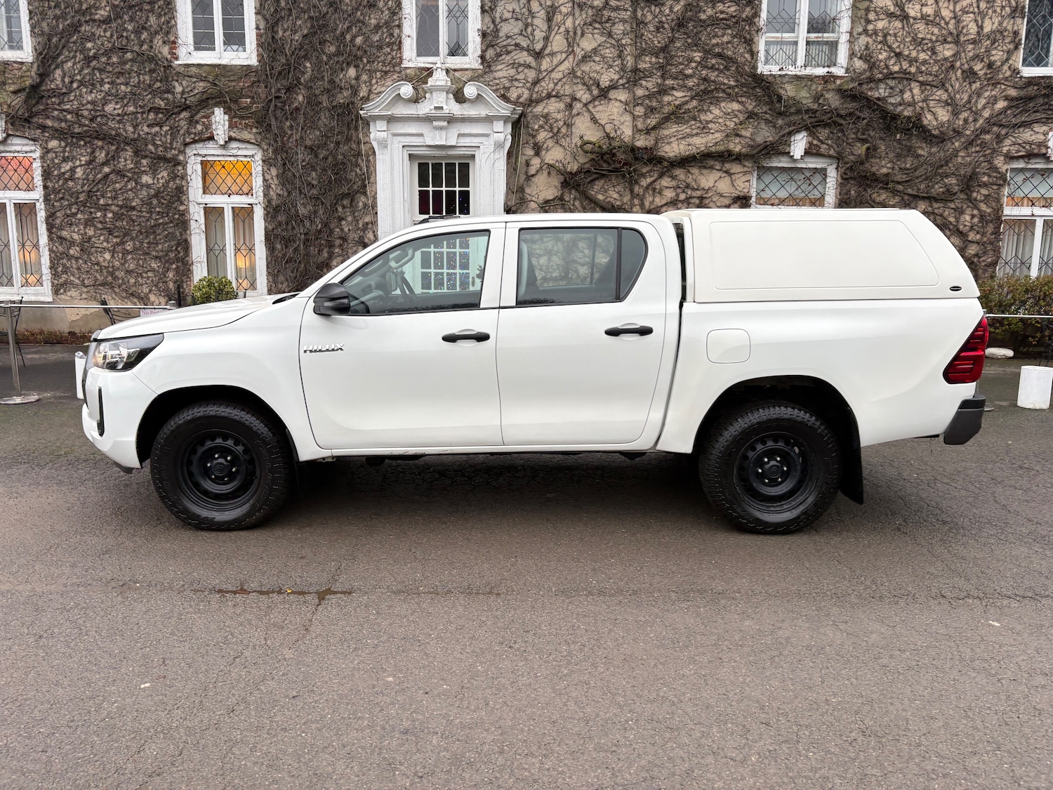Used Toyota Hilux 2021 for sale - 77037515: Photo 2