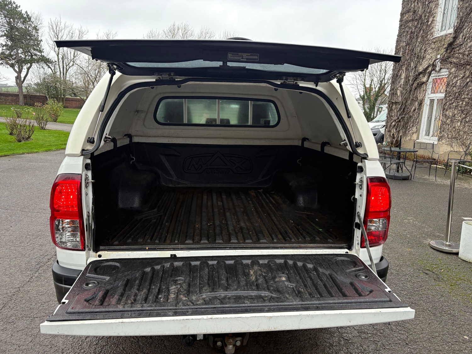 Used Toyota Hilux 2021 for sale - 77037515: Photo 8