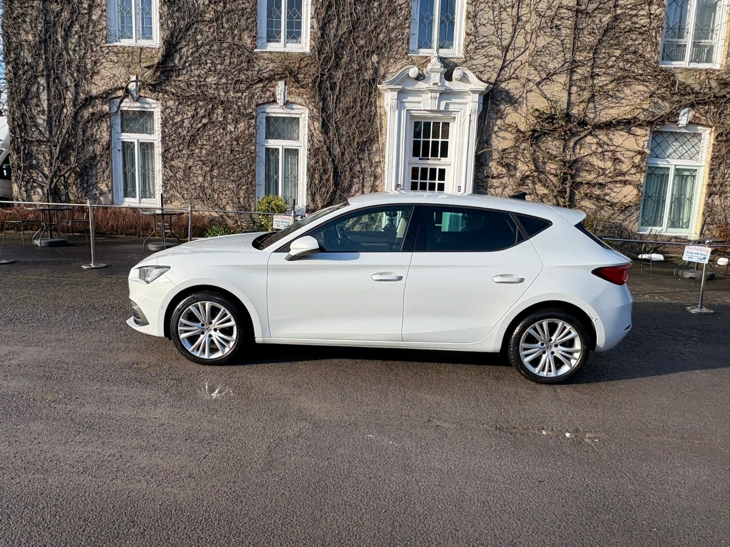 Used SEAT Leon 2021 for sale - 76287354: Photo 2