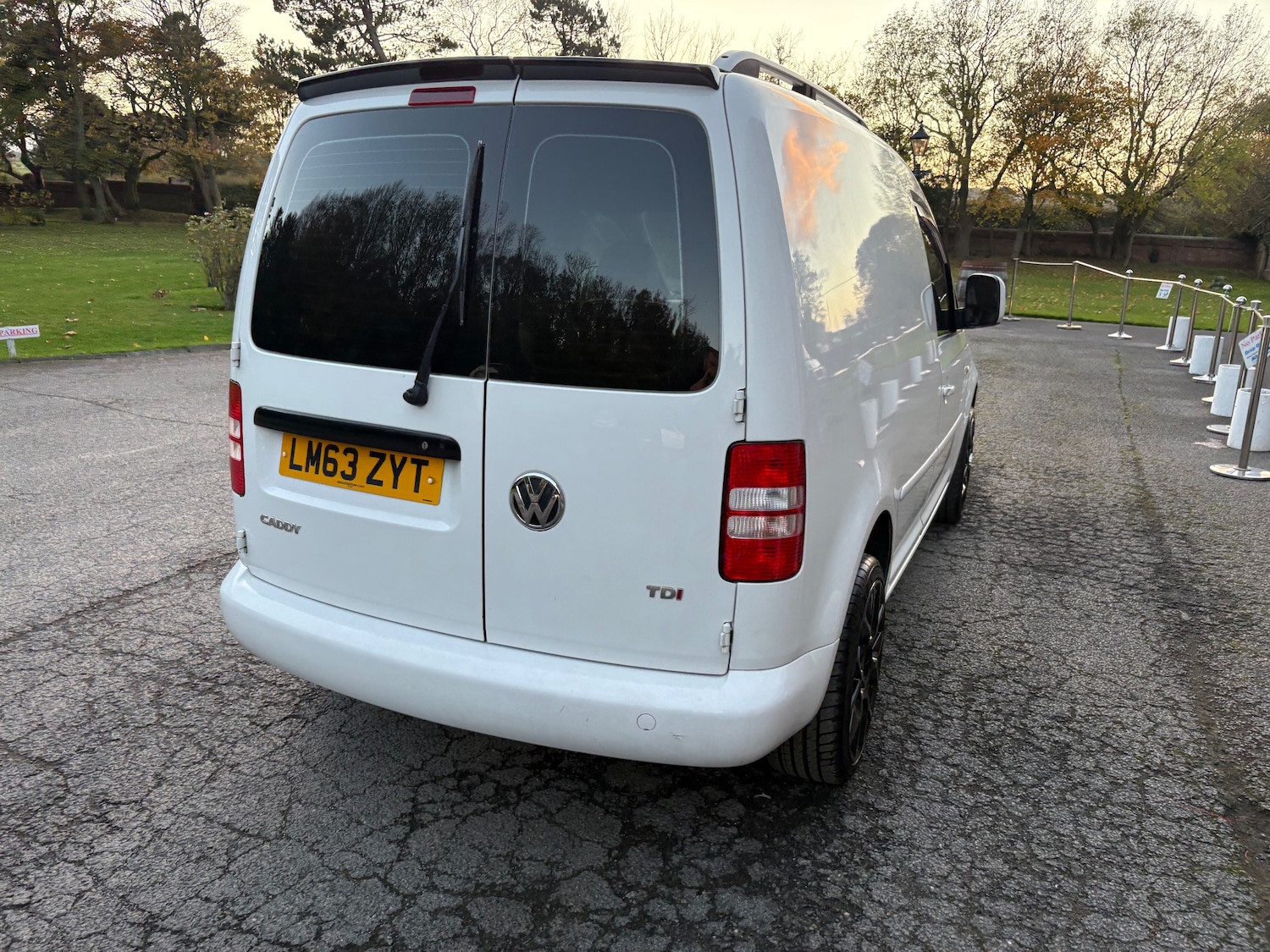 Used Volkswagen Caddy 2013 for sale - 76405842: Photo 4