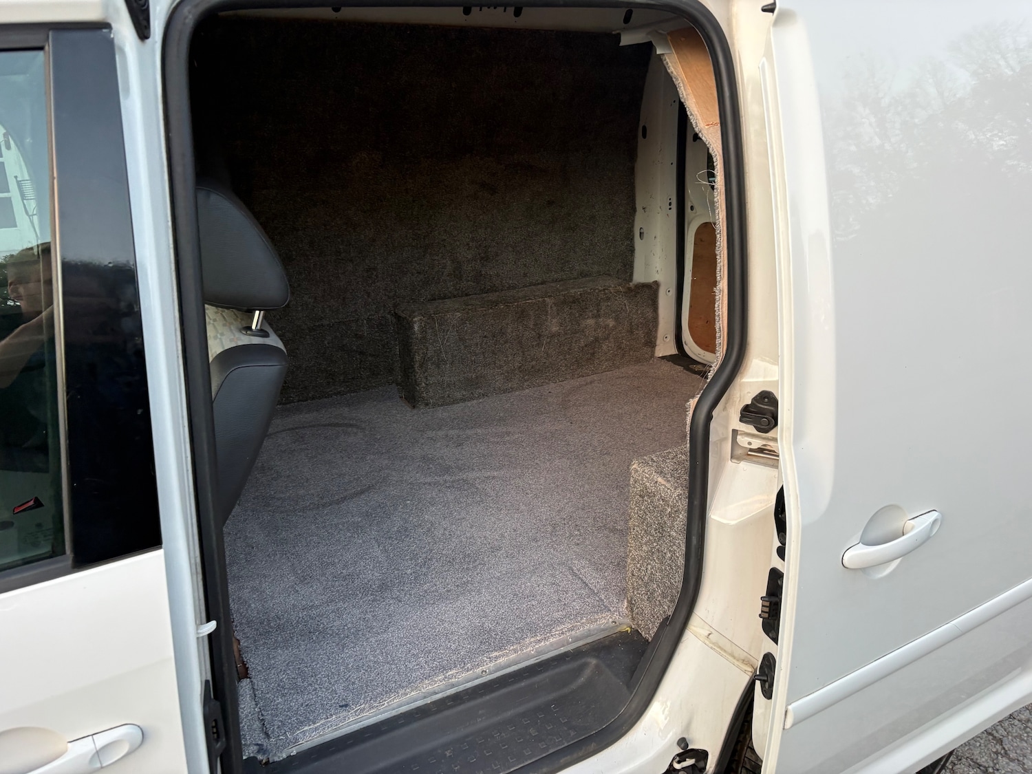 Used Volkswagen Caddy 2013 for sale - 76405842: Photo 8