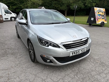 Used Peugeot 308 2015 for sale - 75151261: Photo