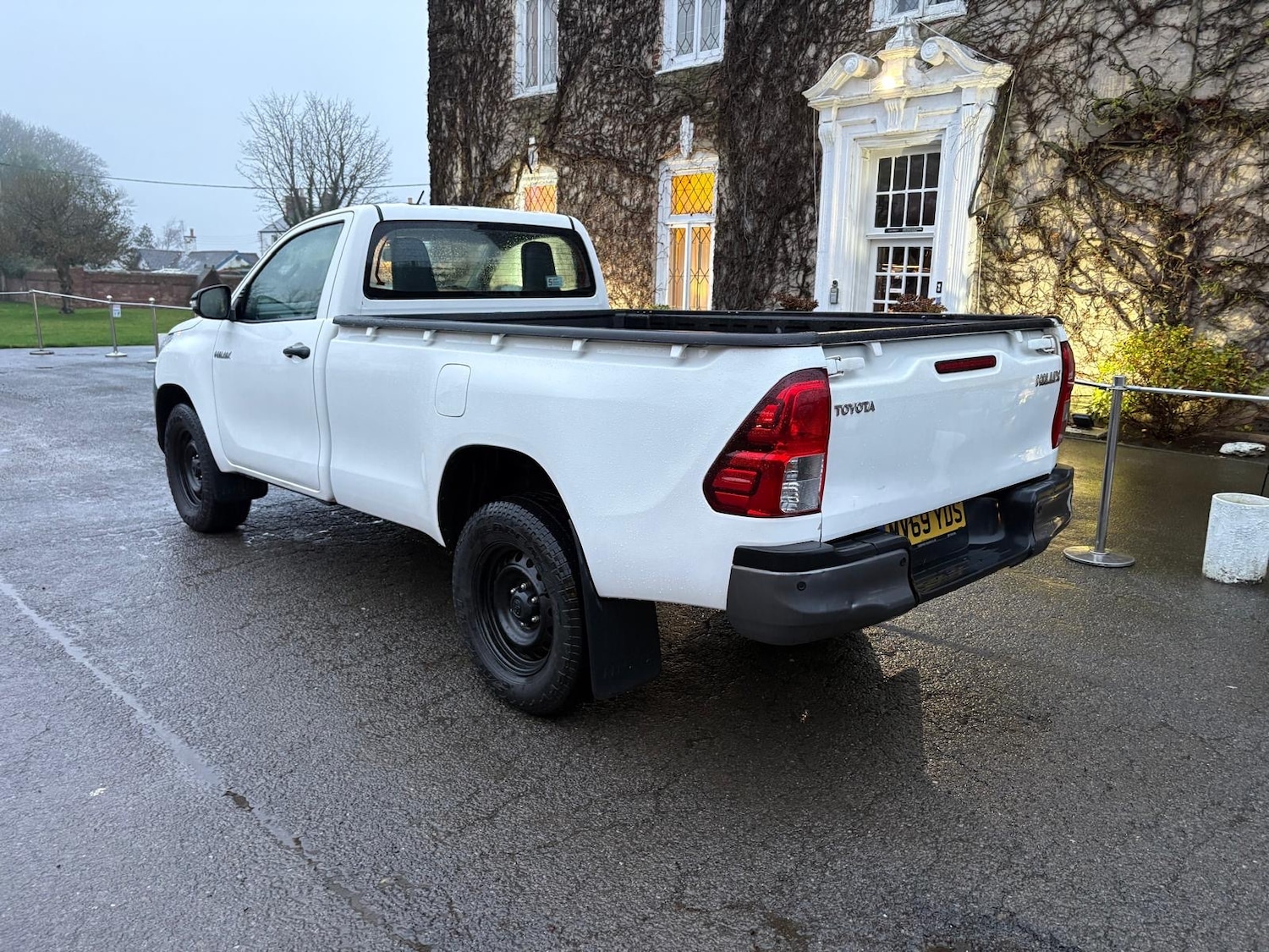 Used Toyota Hilux 2019 for sale - 76954545: Photo 9