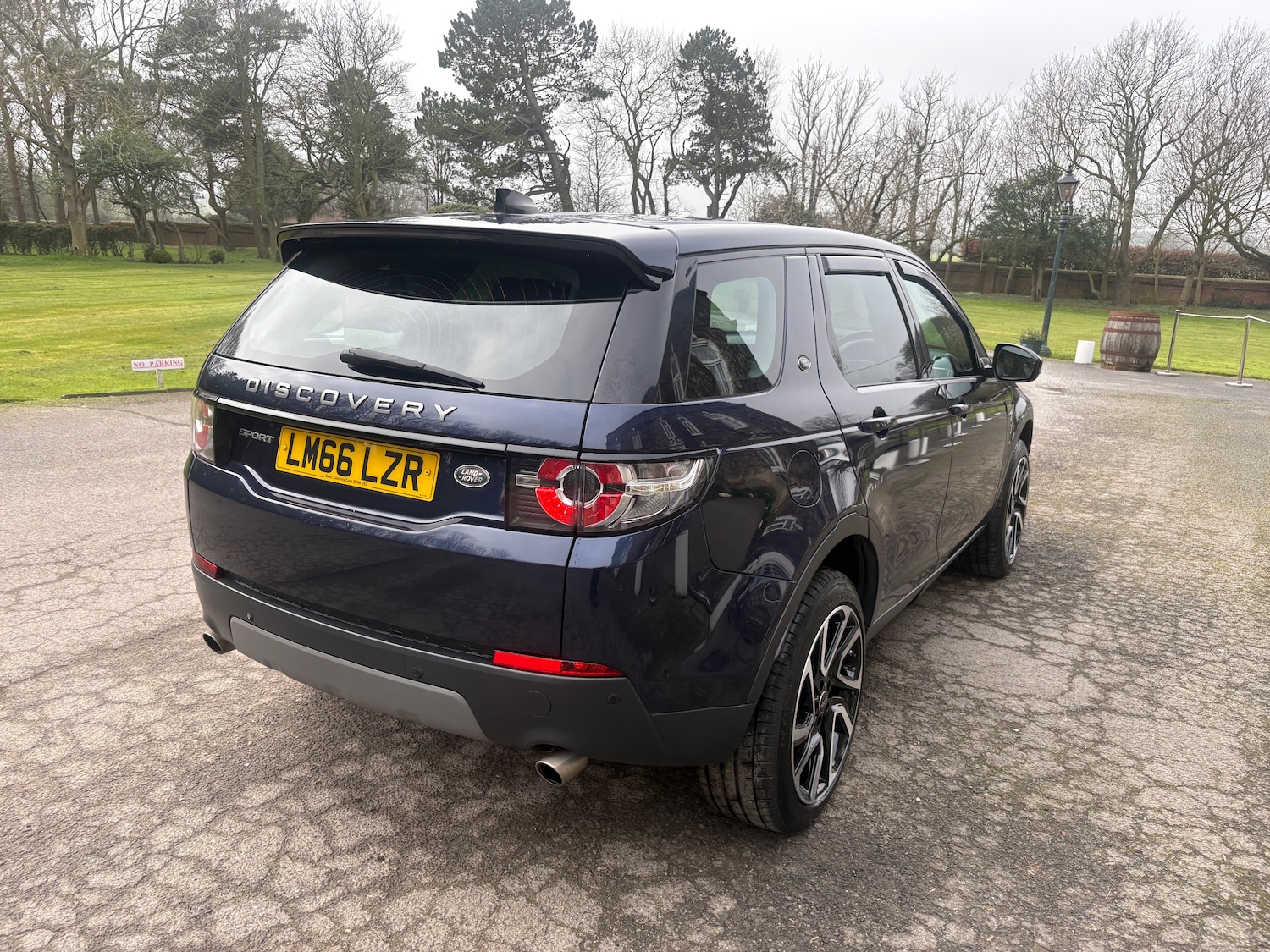 Used Land Rover Discovery Sport 2016 for sale - 77802539: Photo 4