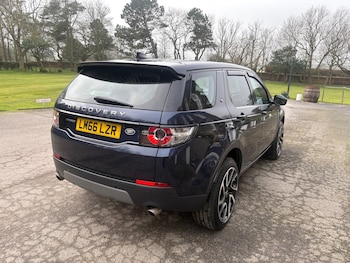 Used Land Rover Discovery Sport 2016 for sale - 77802539: Photo