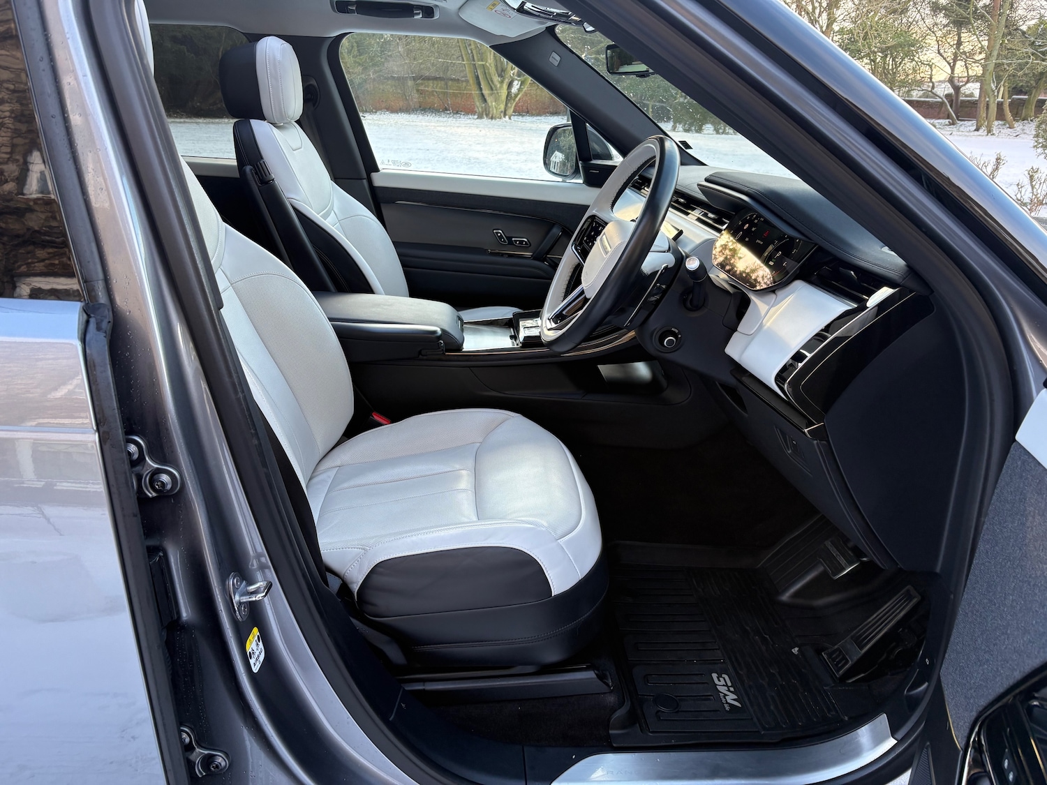 Used Land Rover Range Rover Sport for sale - 77104124: Photo 9