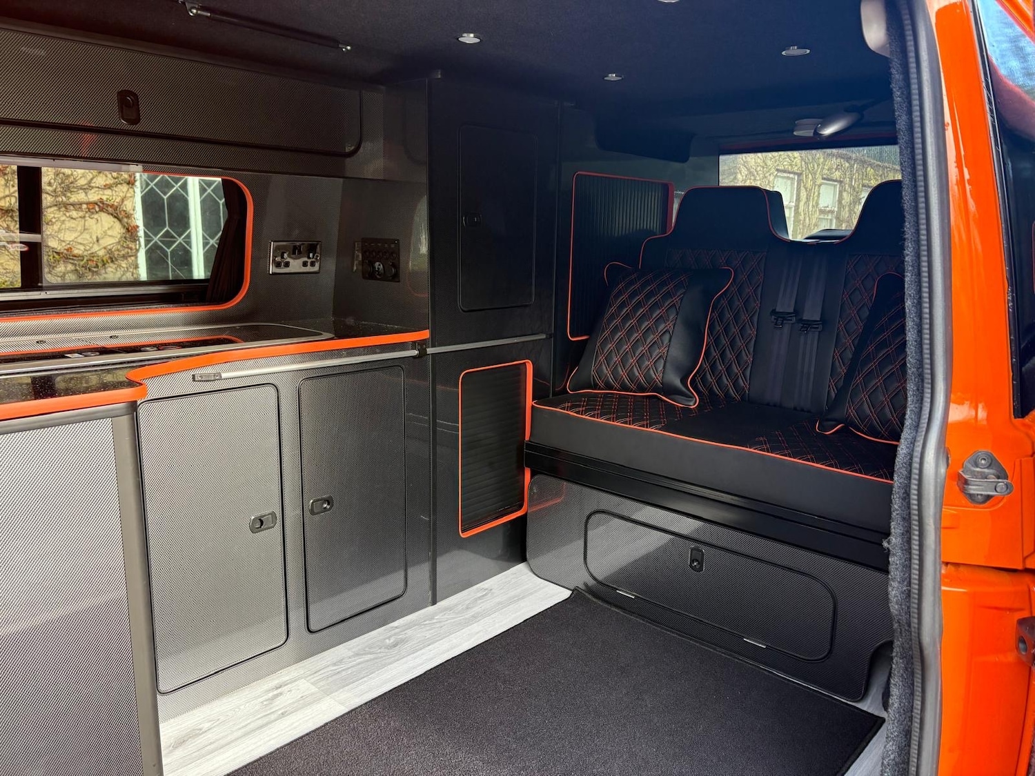 Used Volkswagen Transporter 2018 for sale - 76665371: Photo 8