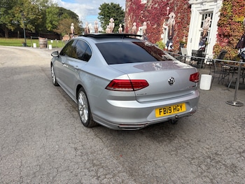 Used Volkswagen Passat 2019 for sale - 76046945: Photo