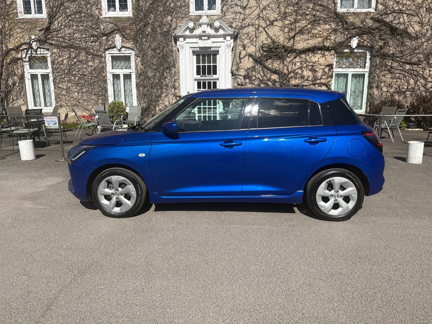 Used Suzuki Swift 2024 for sale - 78107078: Photo 2