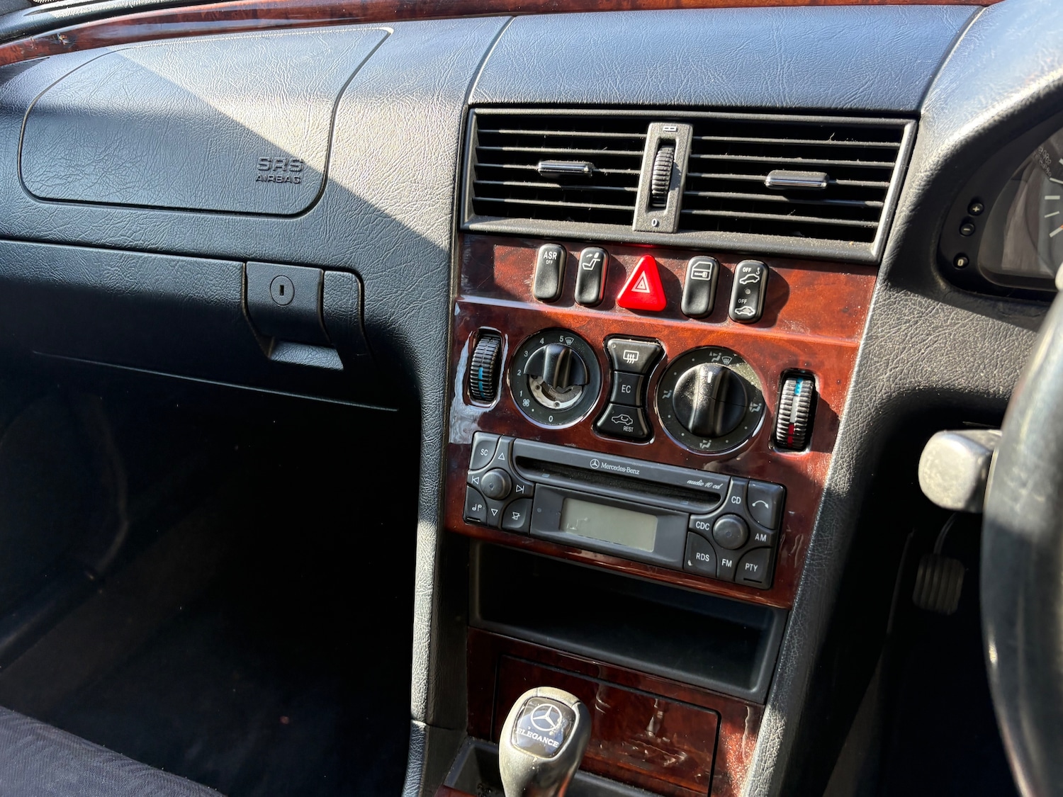 Used Mercedes-Benz C Class 1999 for sale - 77733435: Photo 10