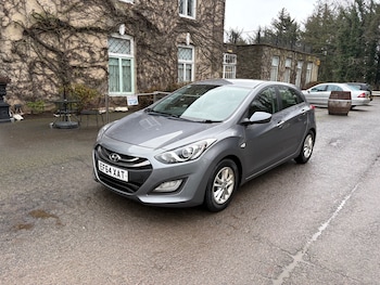Used Hyundai i30 2014 for sale - 77368811: Photo