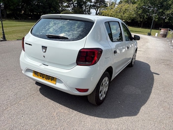Used Dacia Sandero 2020 for sale - 79284251: Photo