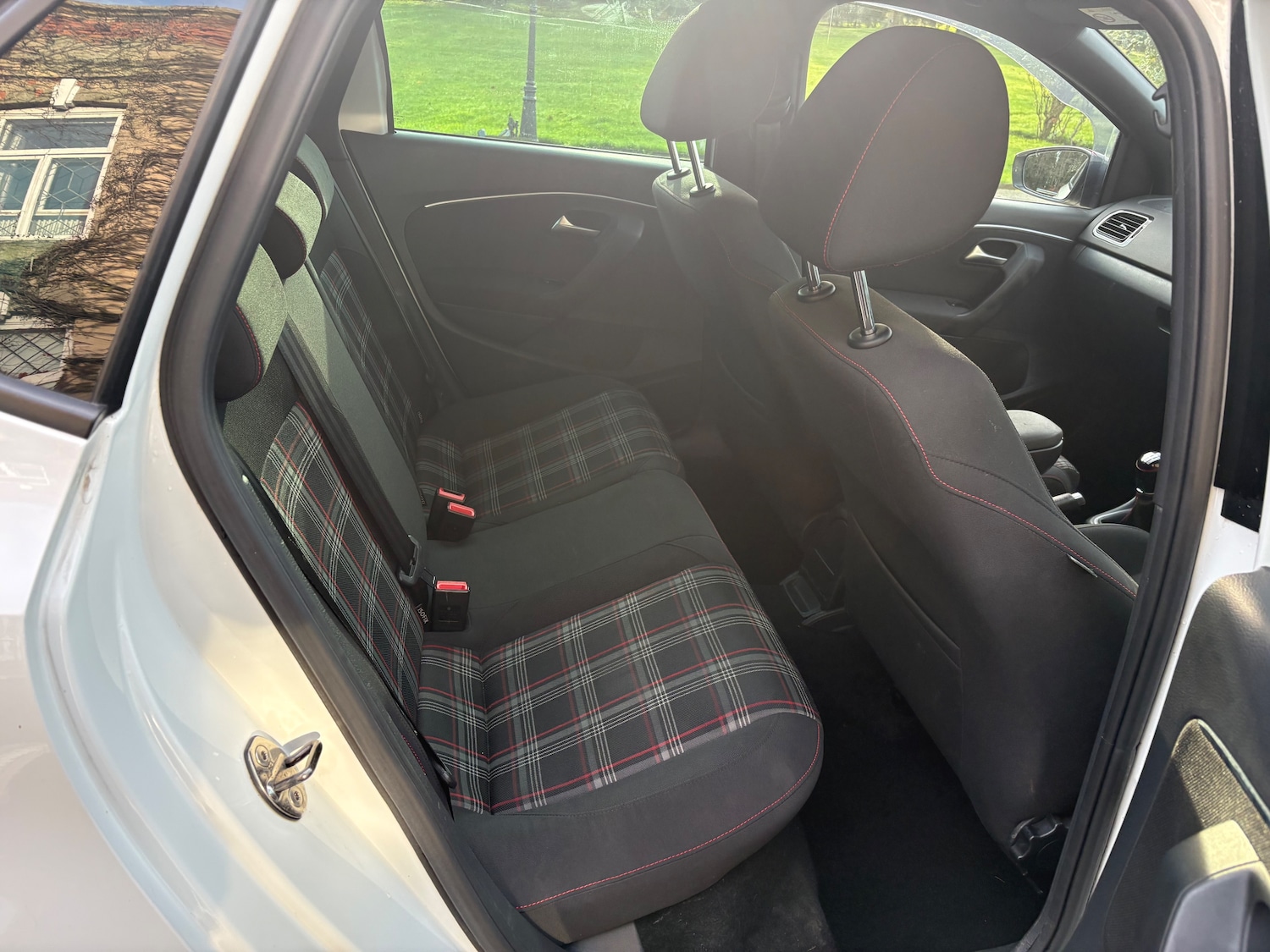 Used Volkswagen Polo 2015 for sale - 76961912: Photo 6