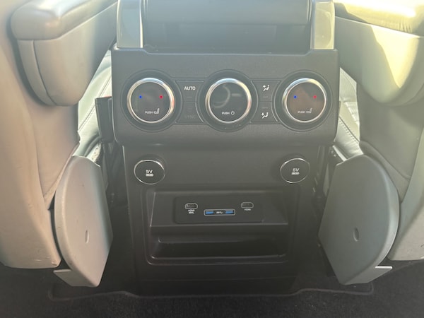 Used Land Rover Discovery 2018 for sale - 76287347: Photo 11