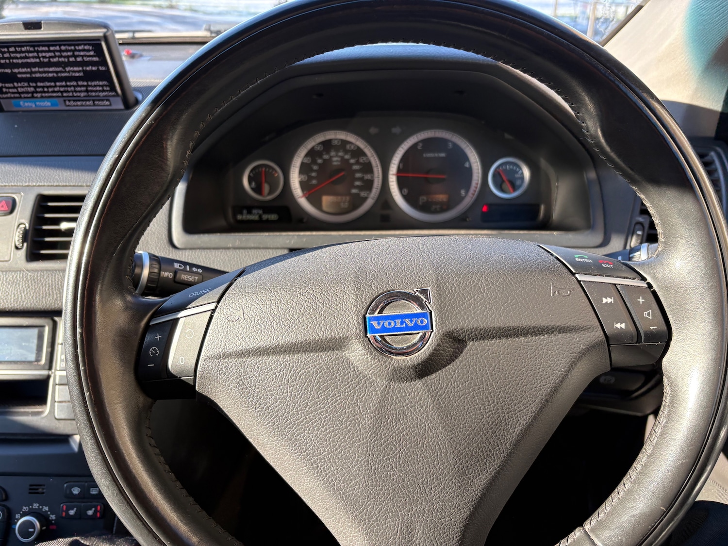 Used Volvo XC90 2012 for sale - 76650370: Photo 12